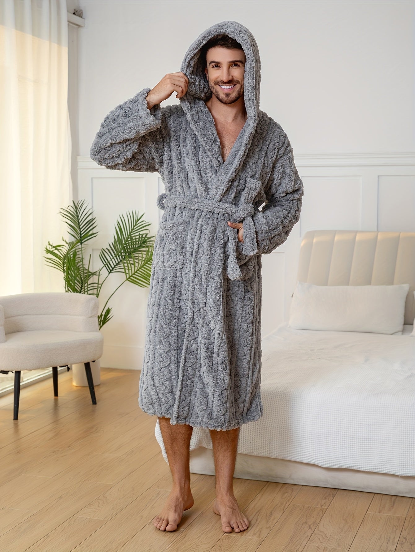 Peignoir homme effet torsadé en tissu éponge à capuche